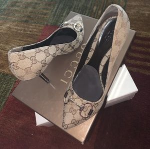 Gucci Pumps